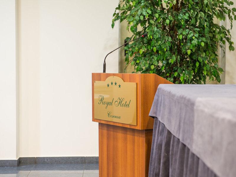 D87CD3B6B7B8288CBB5E0D308F960B29