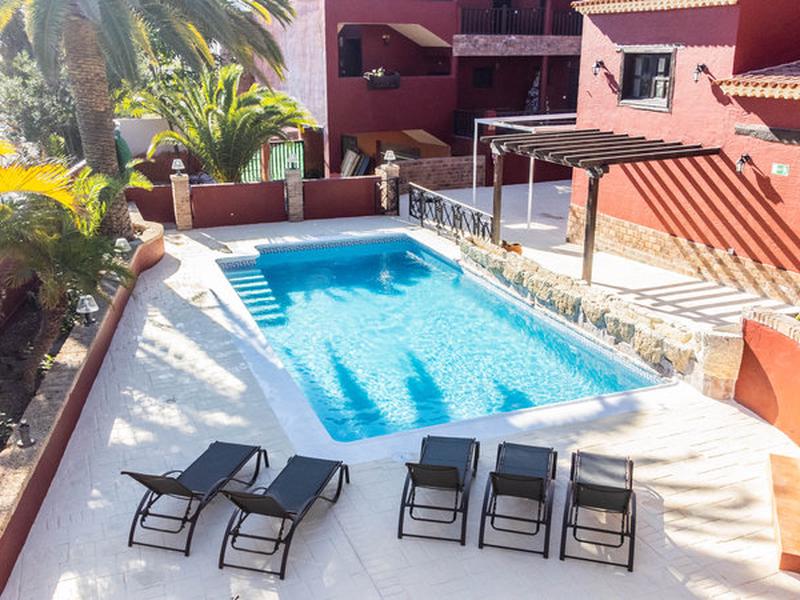 3DE15402C93C82923C3D0B5D2AE111BA