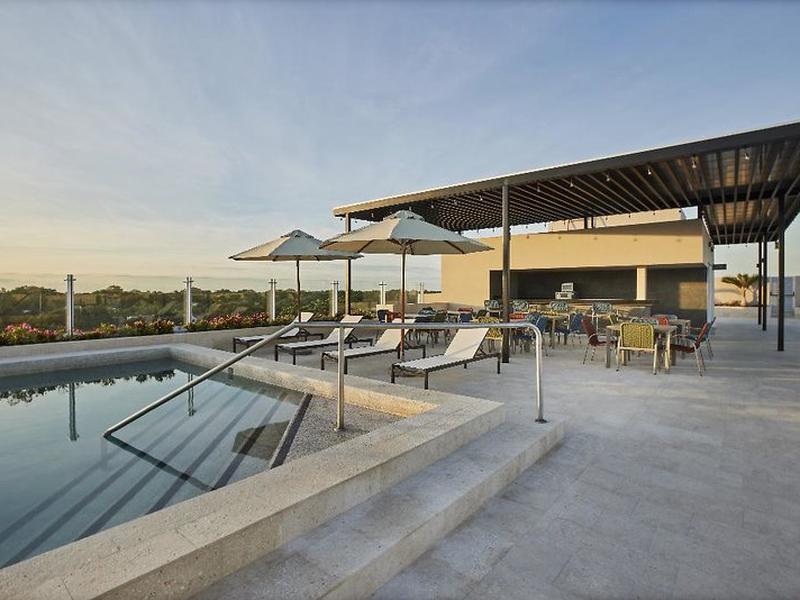 AFB2CFAD43C8839CD59023BFD720567D