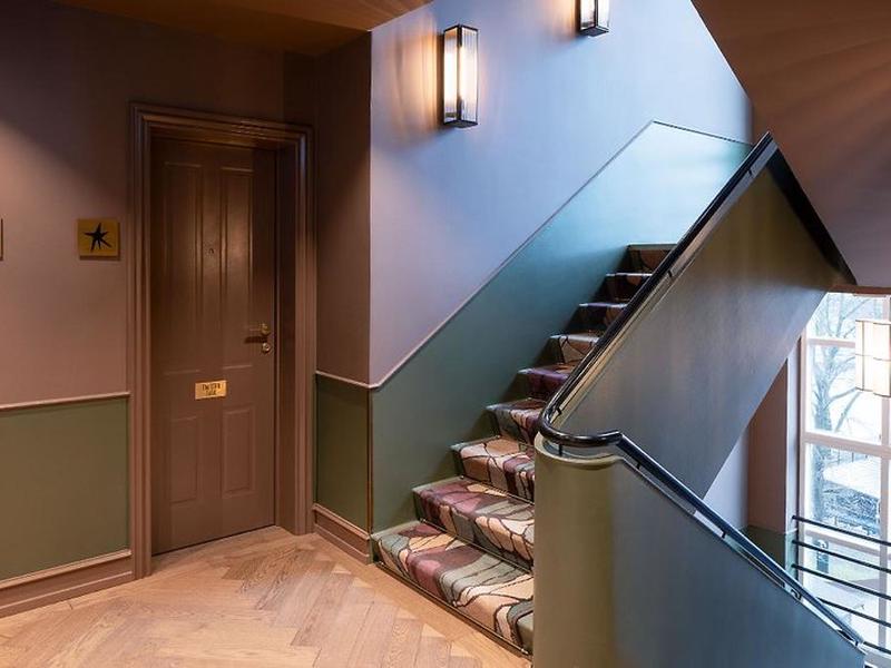 37E7D92A3D9EABF4426F4B7AFF823D77