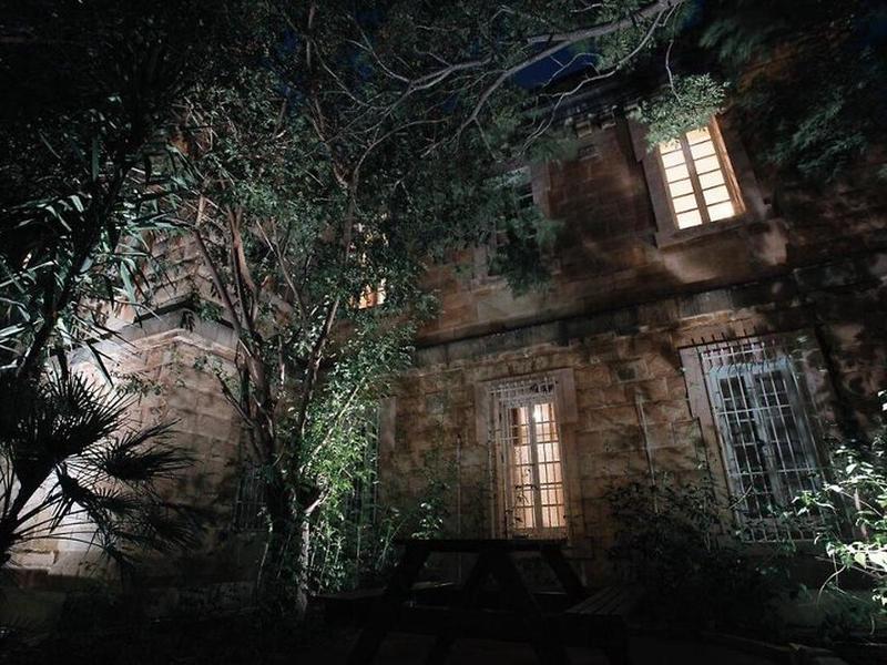 D6E190637CDC04EEDE6D8745DDD4E3BE