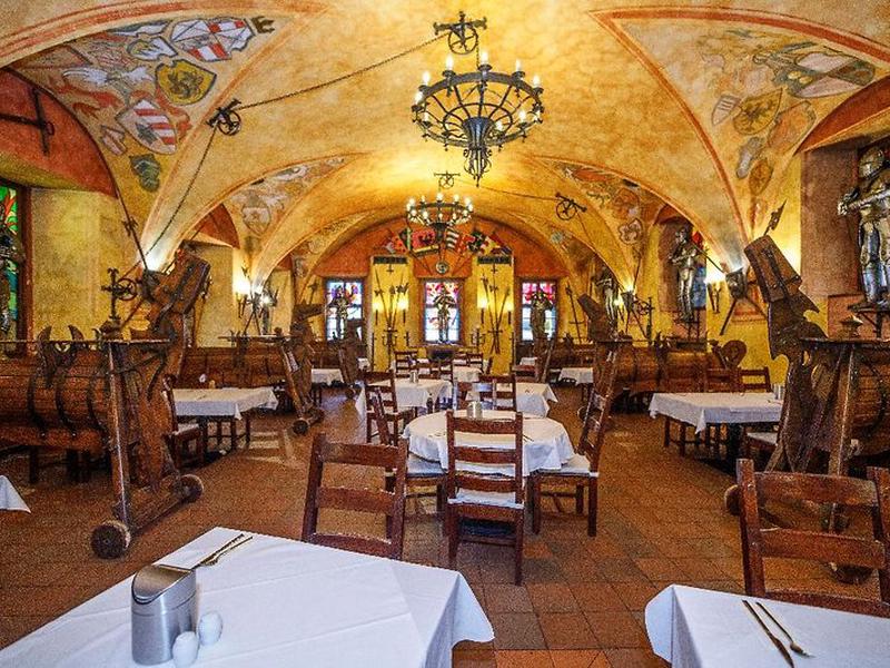 AE8438D37C03B7A4B14E925B42574FC6