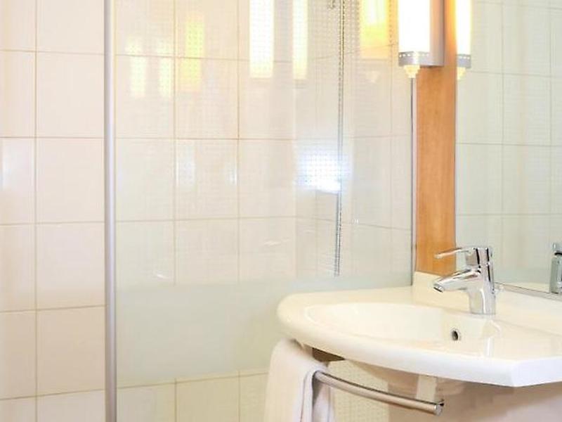 9B463E9B5D7ECD1543B41835F96F448E