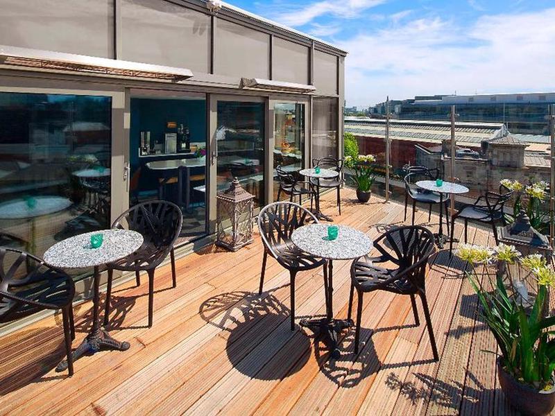 8E685FE295E5147FC2C1A696ABF25D43