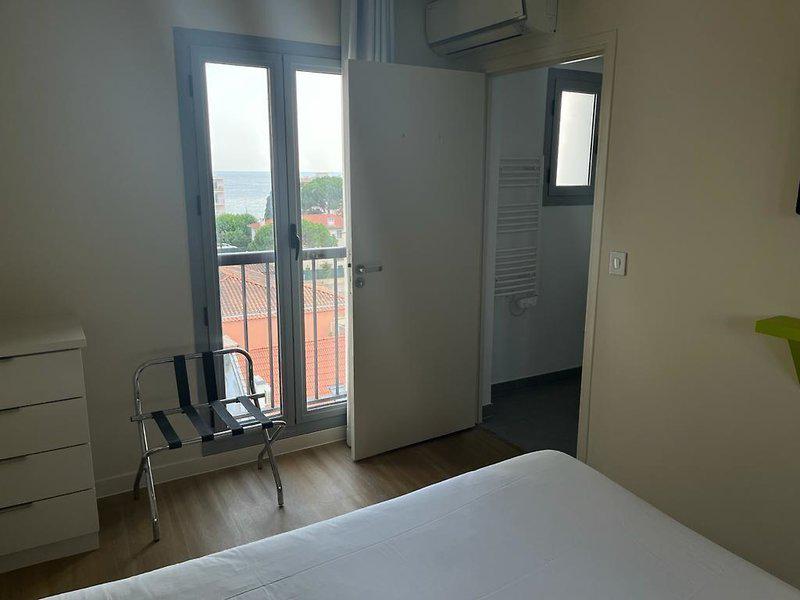 F7134389B58F43CD5C113E22C44D4E47