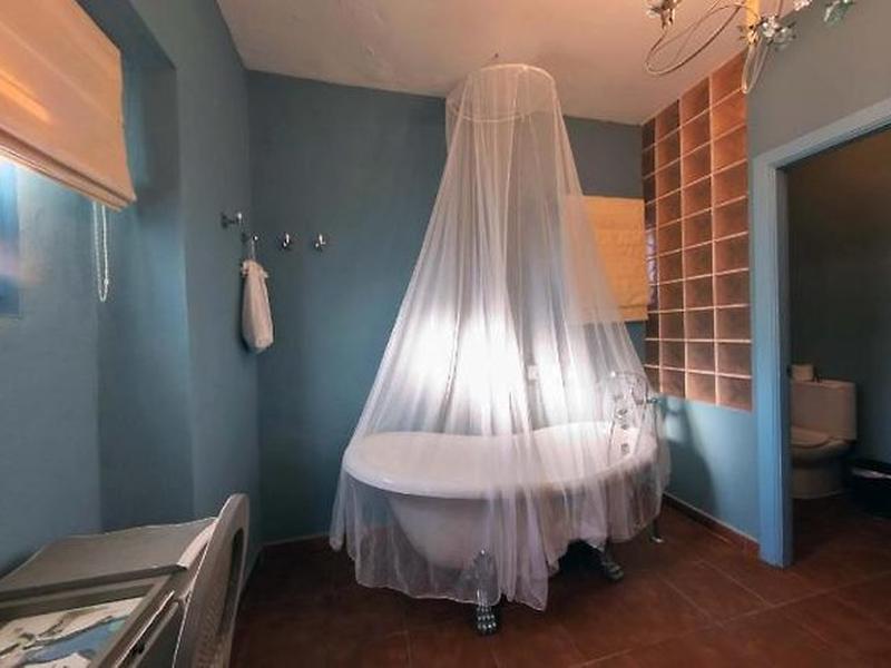 348C6BBCF64528733691DE2FC26BB4C3