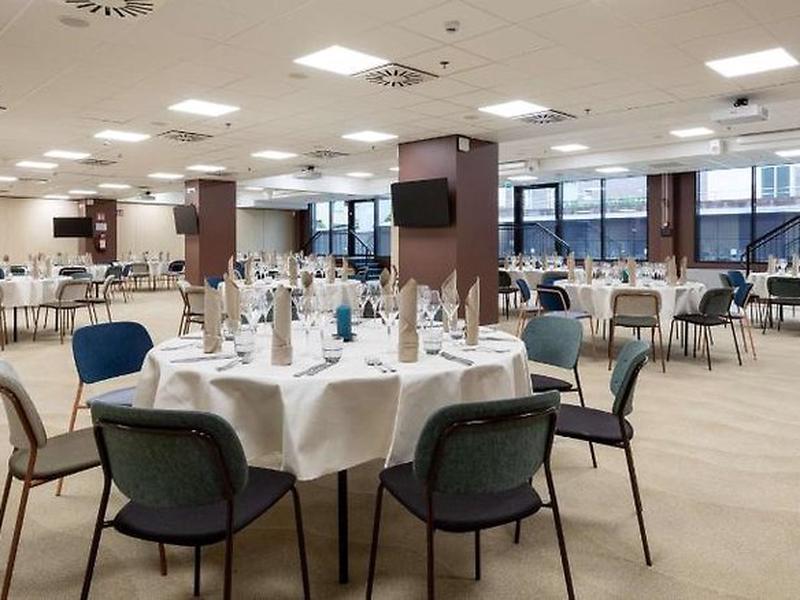 90088013939B838F4FB78175FE347F43