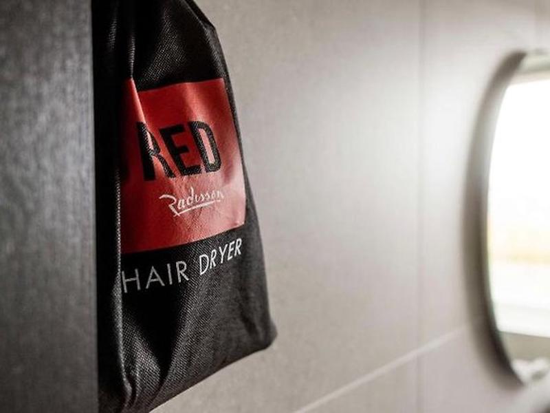 73937AD6F4CB7F12F2CBB5C0CF13A4E8