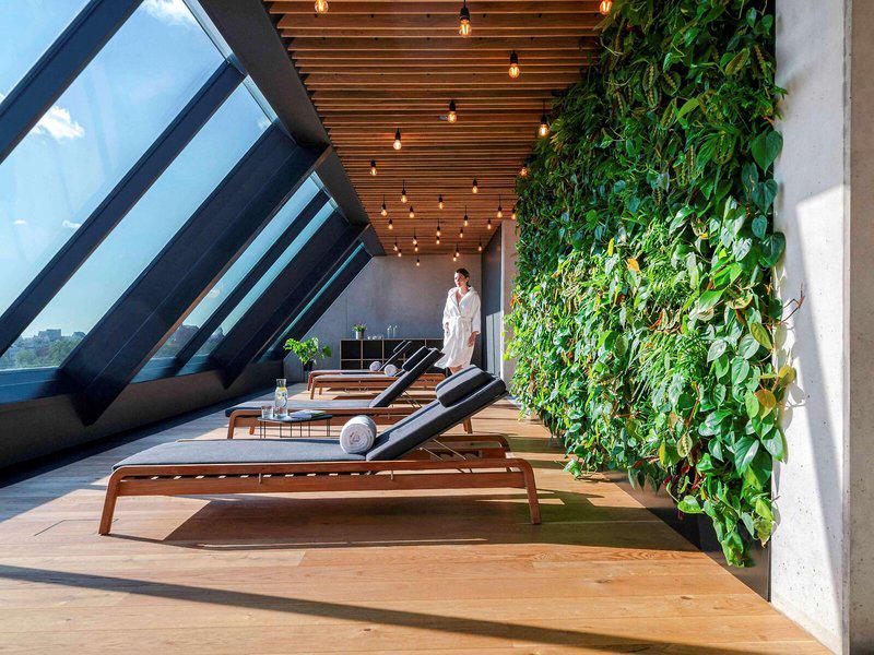 8E5AC179BF79BD1D219146C2E7BFF046