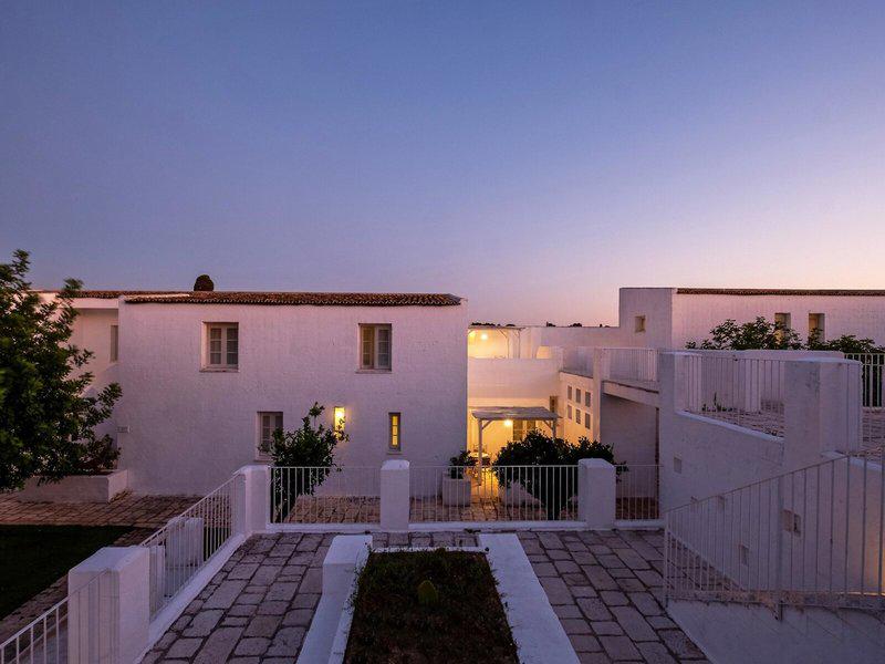 CB3D0EAB21D9CA231C3544E03B0E45DF