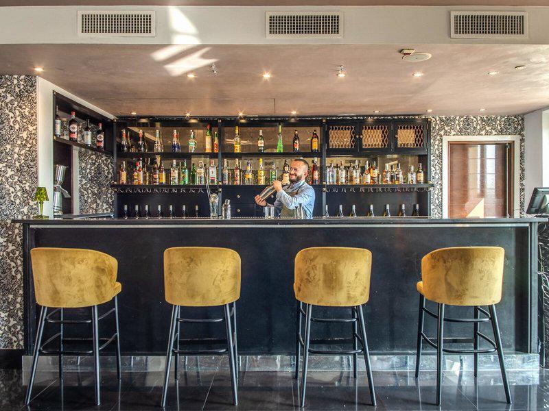 C50C3DECD32F060501B9D8C9964803EB