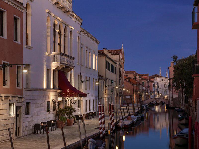 8FD8E697E08BA8000C25553231538F4B