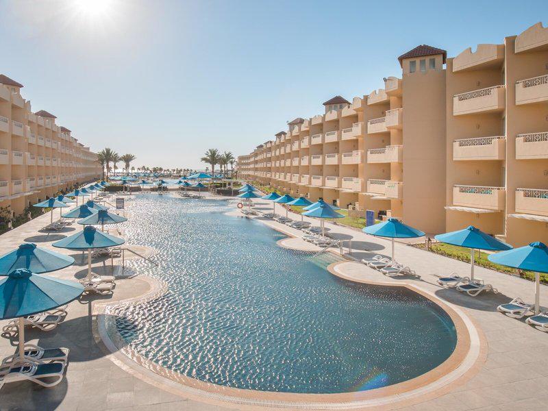 Amwaj Beach Club Resort & Aqua Park