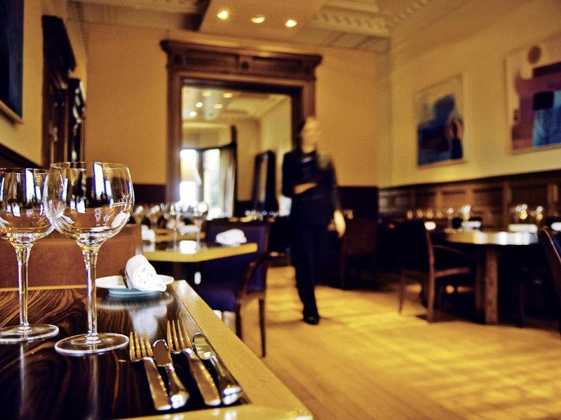 CBCF0A93EC6499E557BF6D40019DDC9A