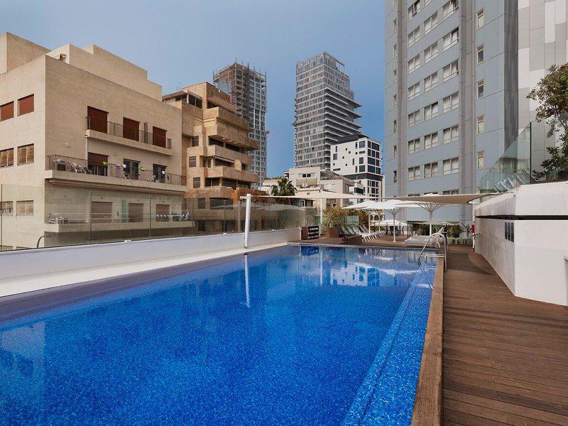 999C6A4CB24A468D59734B6150976C5F