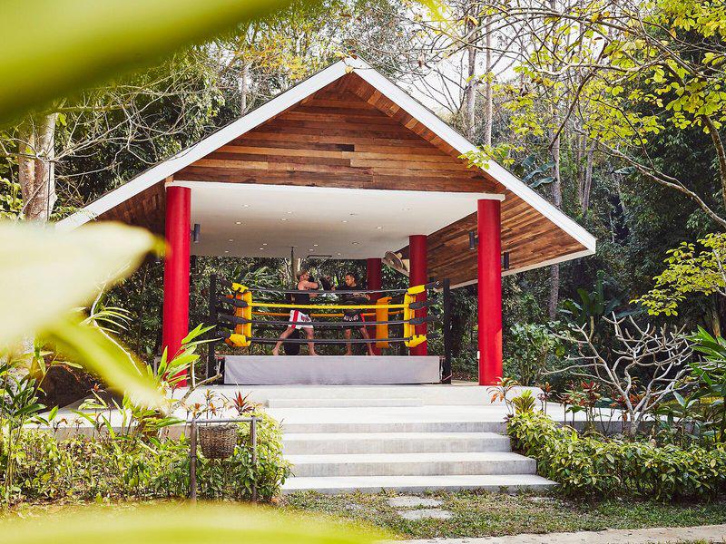 A16056DF0DD9425AF5B86101CCF44FB7