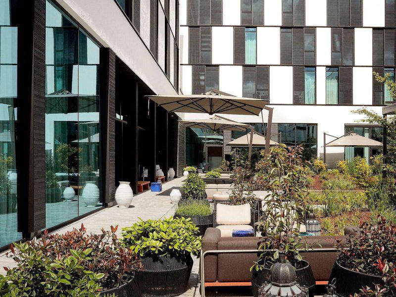 F1981EA1FD047E83734B3B9E0F1DB2F8