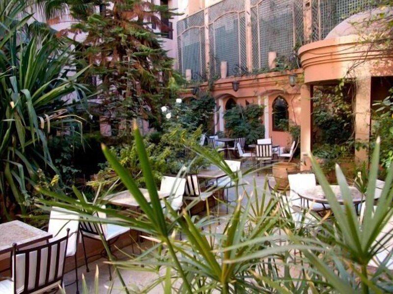 771BA6520DAEBB430818F6AFE39F984C