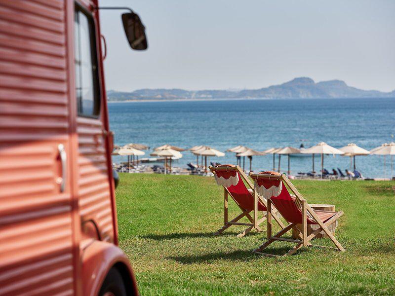 40C4C425611910A9AC19302D4F49B094