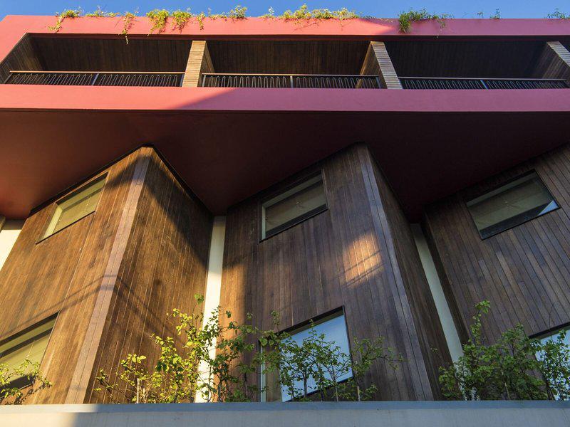 921568BEDB07ED9773B7818316BC063D