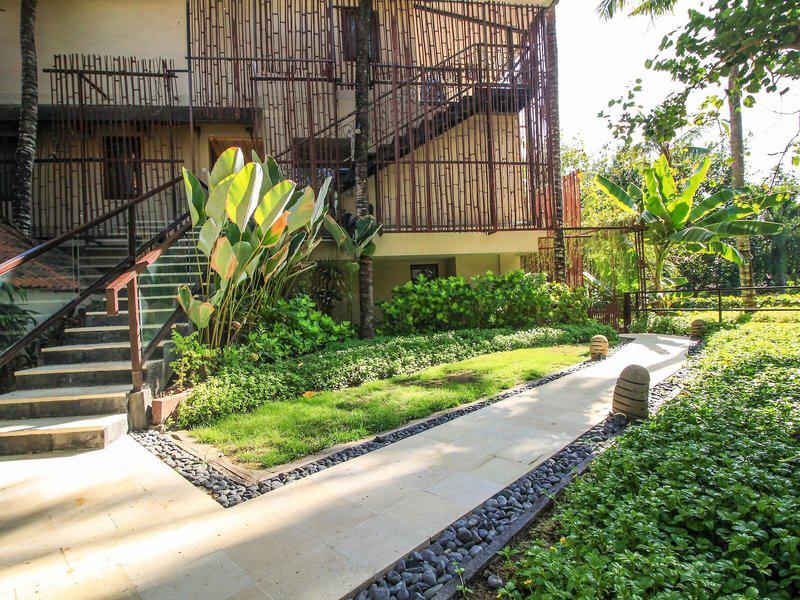 AC81AA7AE43A5A924E9F033AC905DDF3