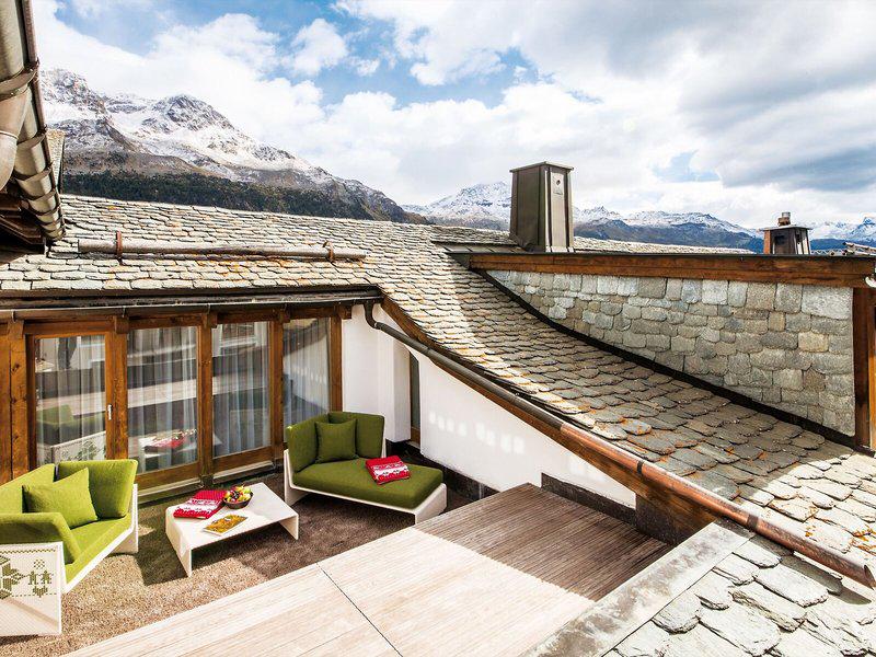 709F93B8C8A49E50B3BEF4C079166221