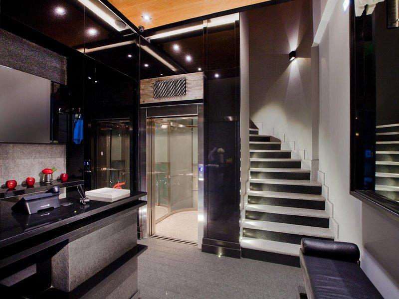 03641DC6C38176E24CD53FC5BD9B18DF