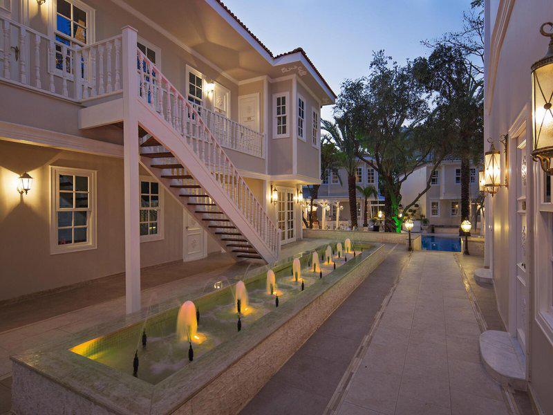 B0667D1E335BADF9E2EB8F8BF2F5D9F1