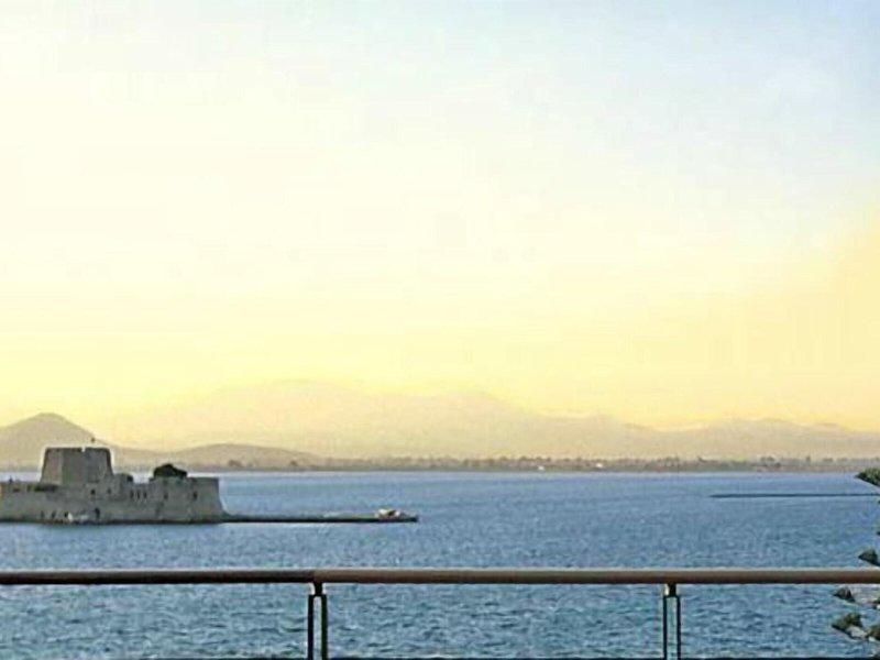 F1D0DCE1B708298ED0AD099DEECAF457