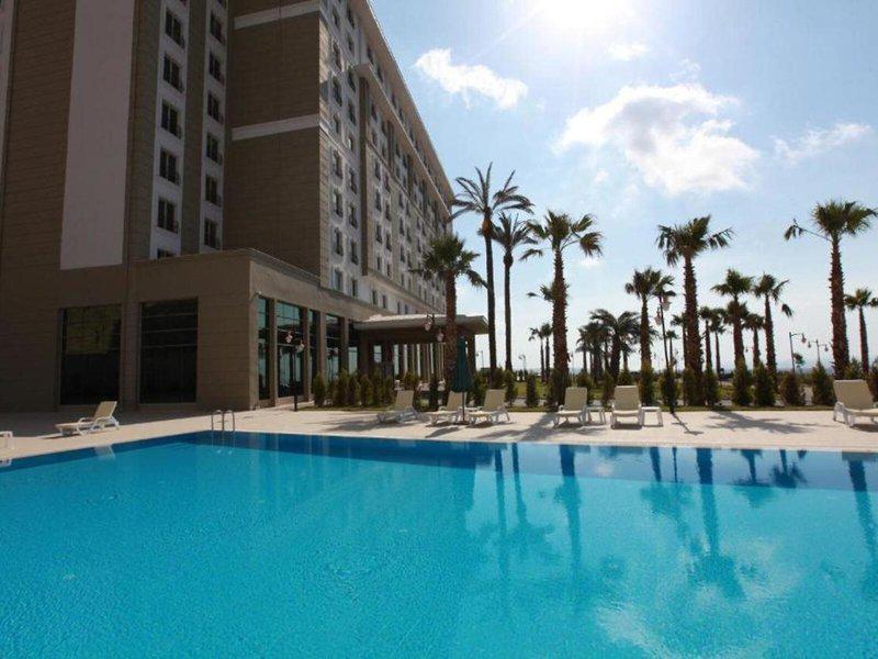 5BAB260BB685E5205A22A8015F3EEE66