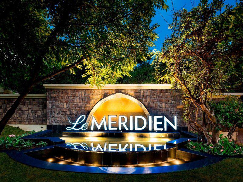 85A2B7CA2BAEB8E8A73B72AEFA70F499