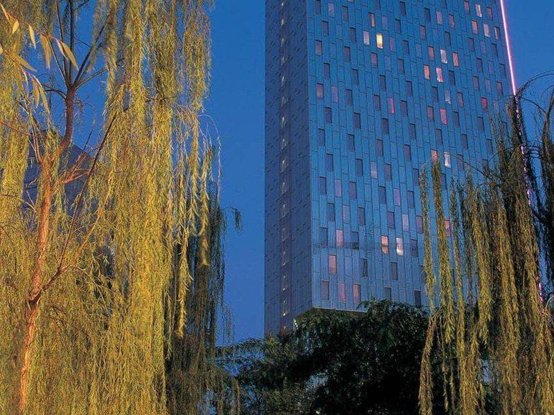 AB00DB86E662E8C28D36A0E08E0C8828