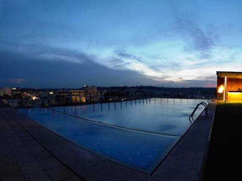 F9FDA7316285EF3EA12D5F309E748483