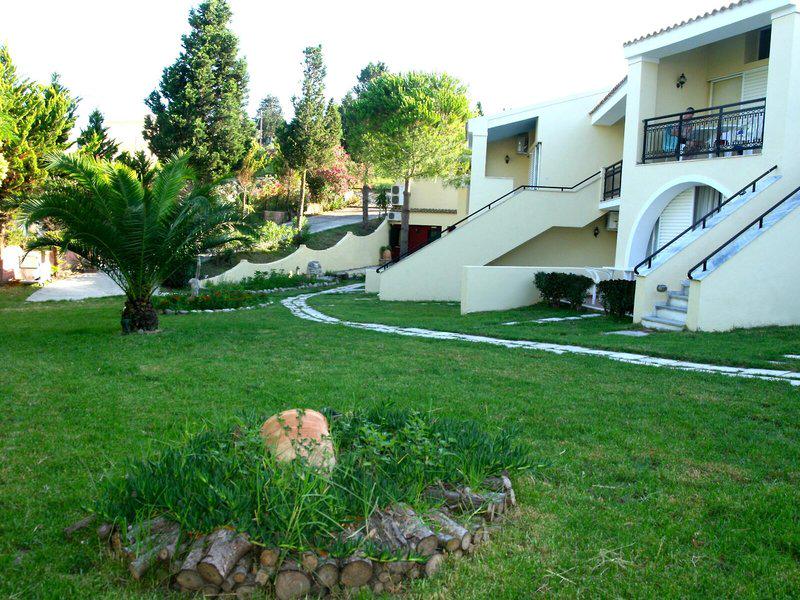 0A3EEDDFDE2B139F9629FA6F30187FB7