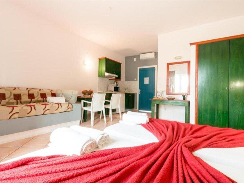 3B6FB0D462D9AB6A0F70118177B909E8