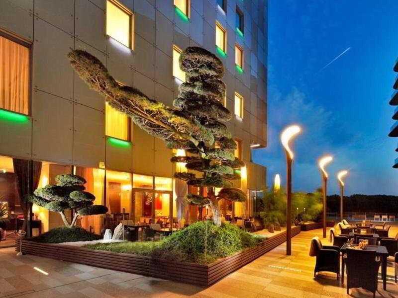 4DCEAB73902F7631F5FC76272AEB2364