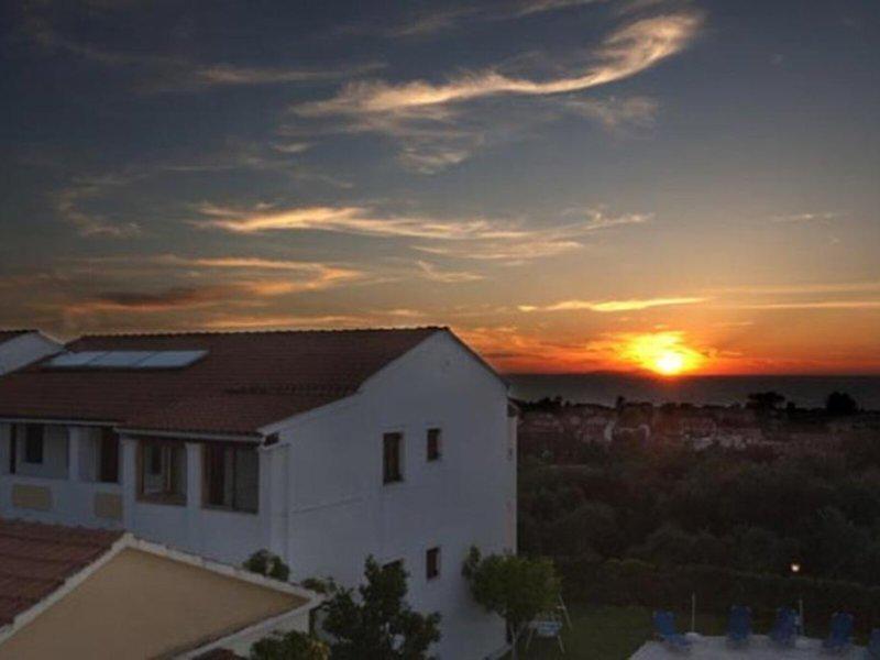 A54C3EF3F99E83BDC8116DE32D032A9A