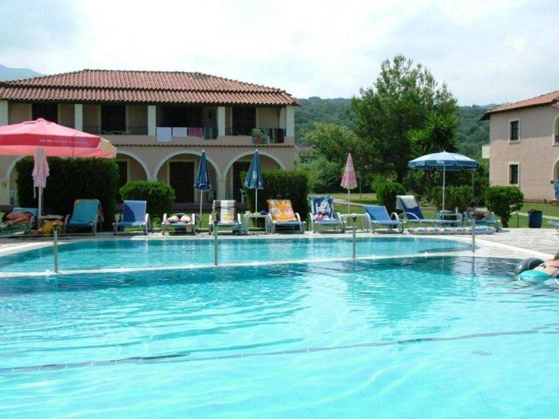 E0DF4381C952EDD8719BFCBE96B5CC07