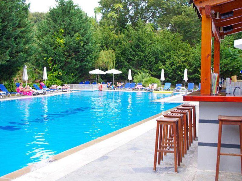 77F338FFA6C1D10F7F6F973376D18D68