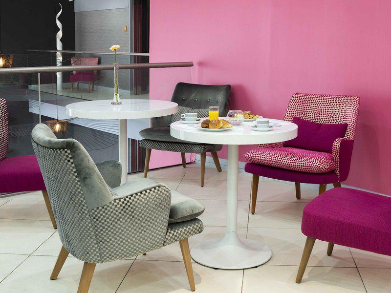 64949C648C019A6F51251E90A94418E8