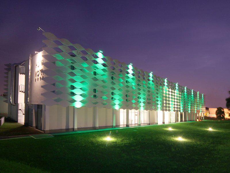 B55E2CCD1D72D1029251C13D87A882F1