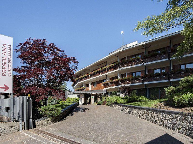 0E99181EA40578D4F427242547F70344