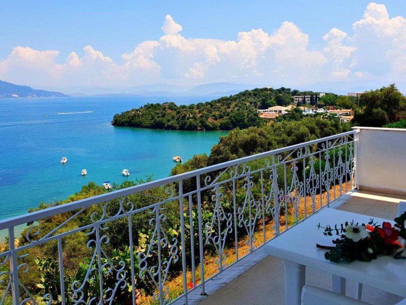 88F6BD7B68B7B8F78AF92355A3CAFD24