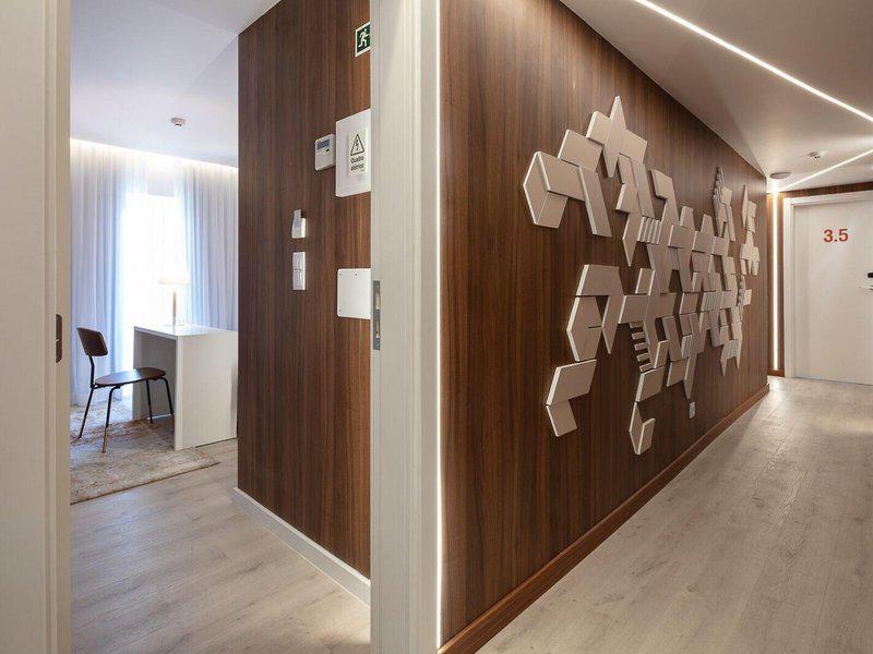 B7396C5C3C8EF0792537781E6992283E