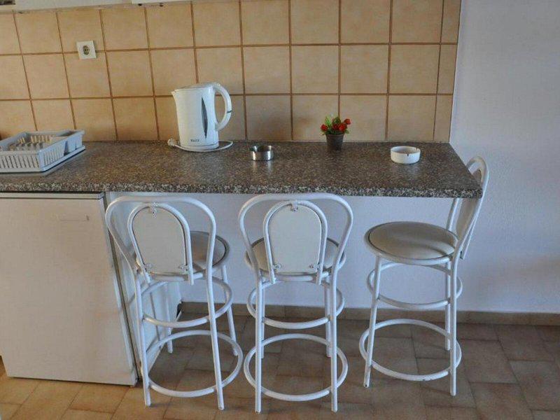 6D31B1384728BA4C8C51D99E25A123B0