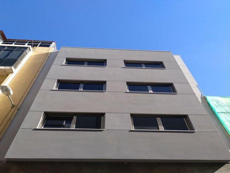 39B816689D910B1080F7F7B2C9E78F37