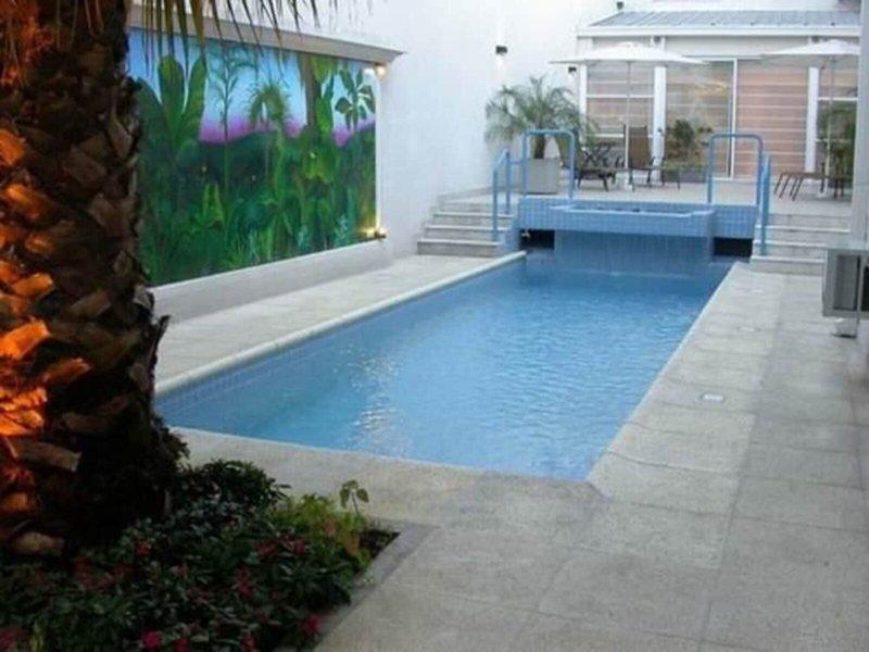 24F2E4A031E09E4E162B1159BA47FA14