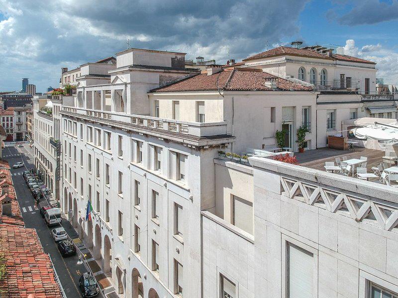 D25B3C0CD994456DF120ADA6F4DD2C36