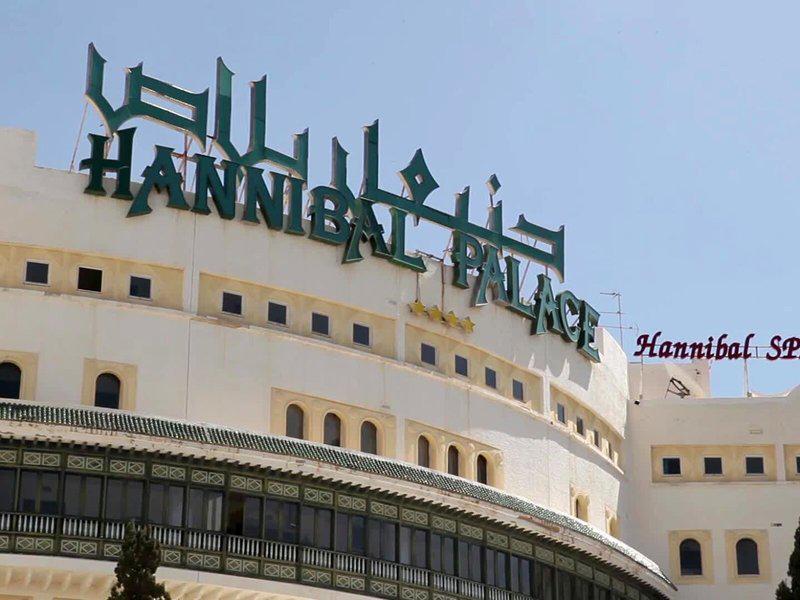 46A5A72BB860798F4574E3BD89AEF05F