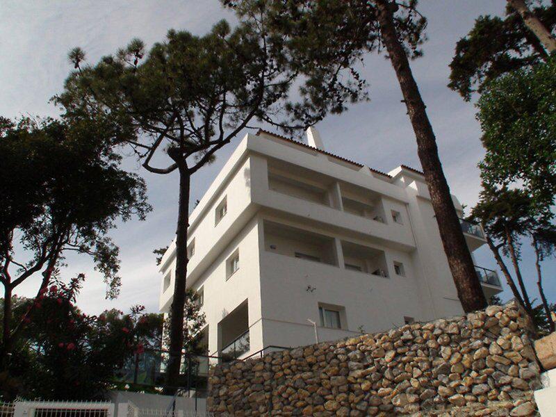 A399F76D9F68E7C940682722D4A7B441